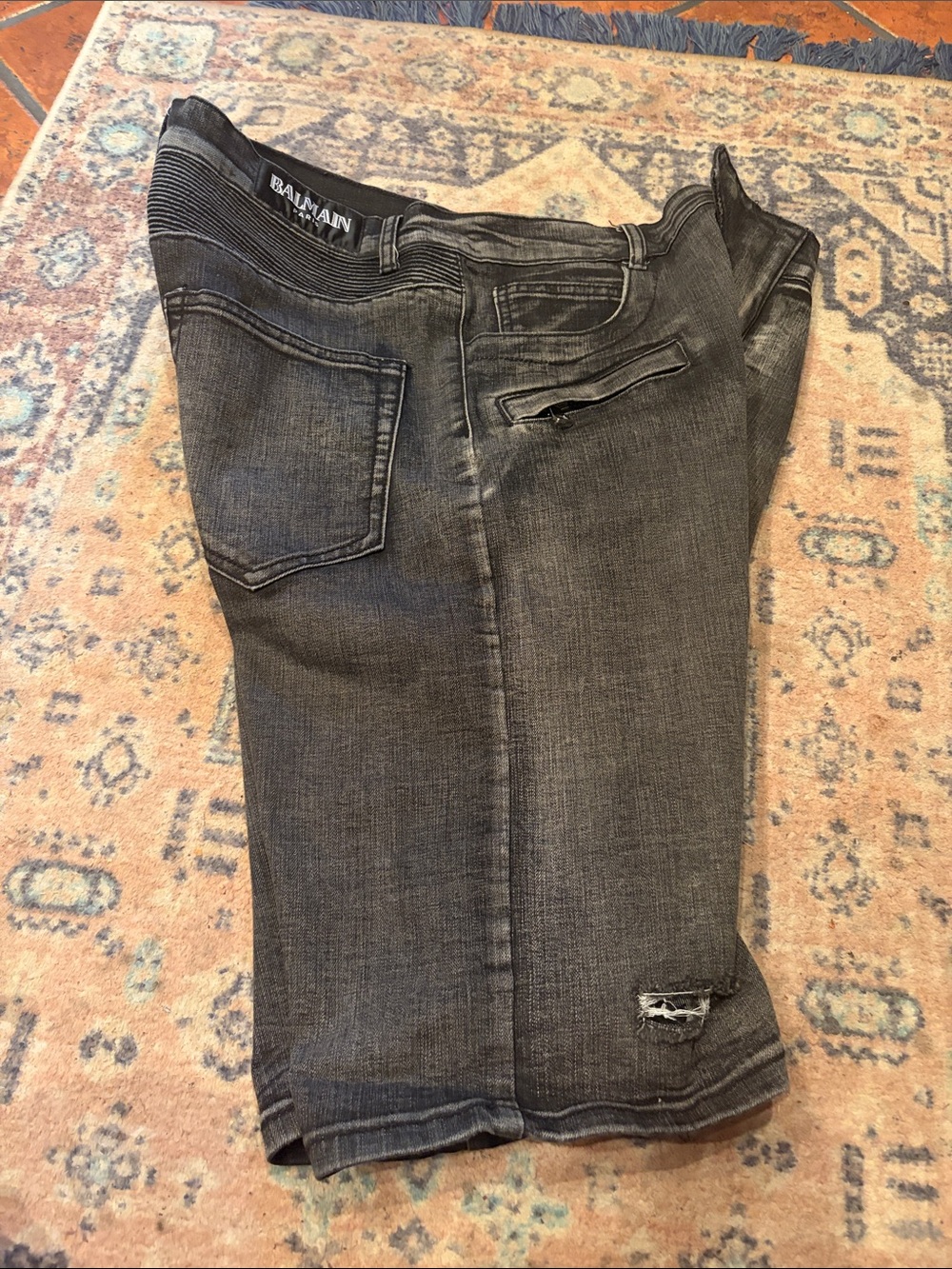 Balmain Men’s Gray Washed Skinny Jorts